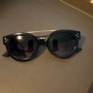 Black sunglasses